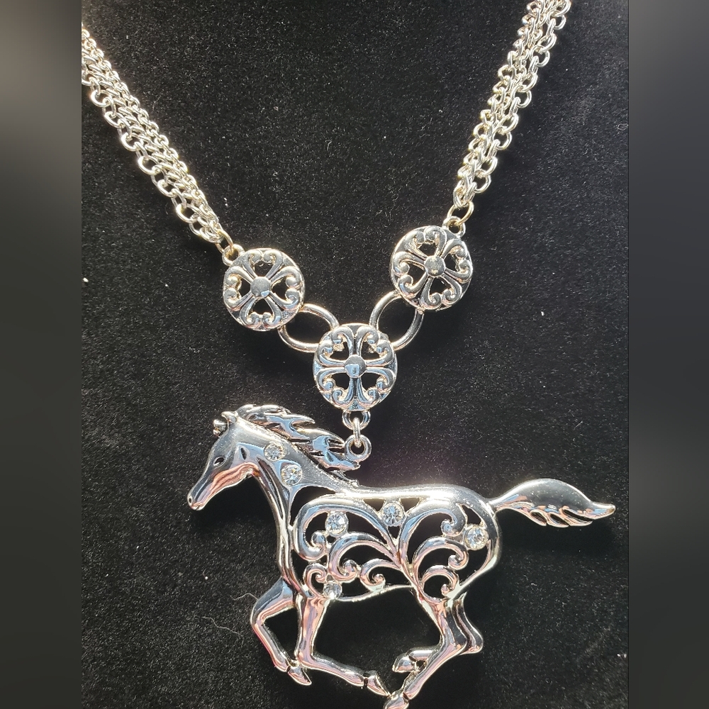 NWT Silvertone Fancy Horse Earrings And 18", 3 Strand Necklace.
